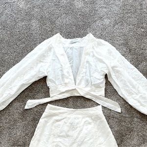 Urban Outfitters Long Sleeve Lacey Crop Top Size Small